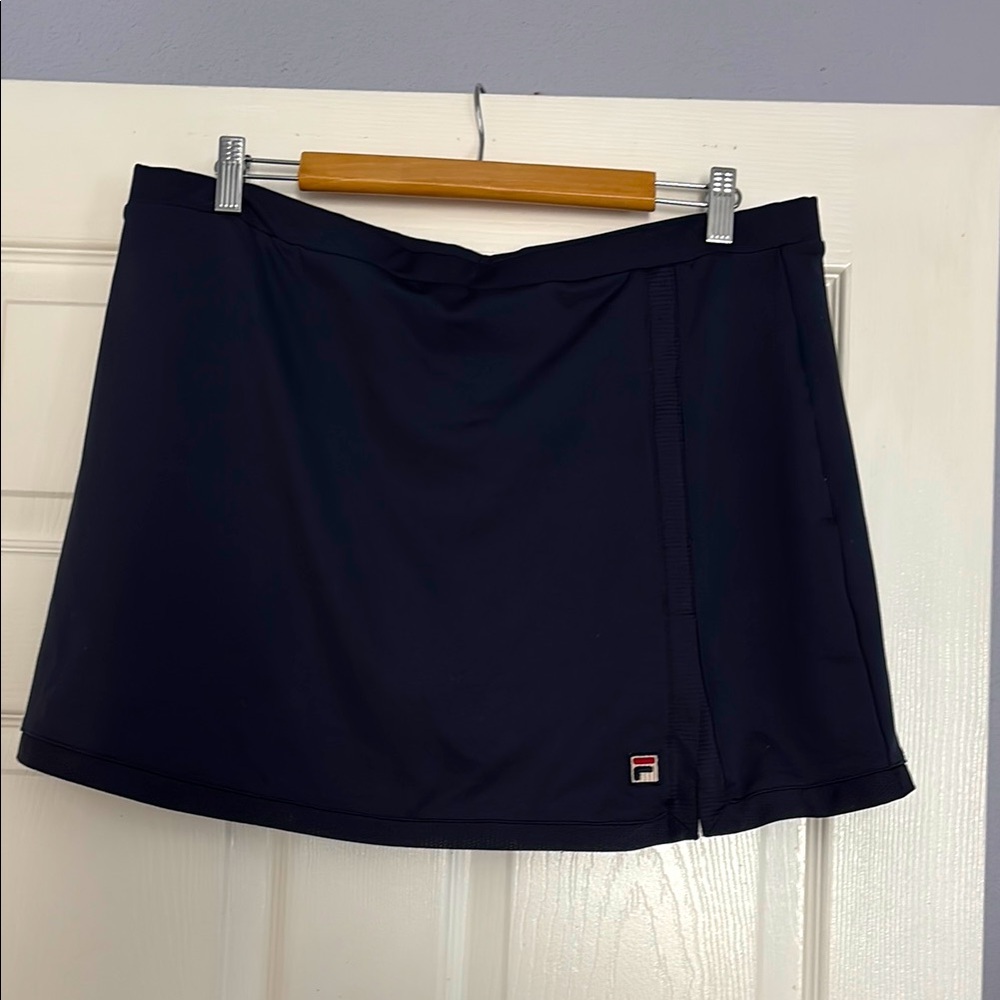 Fila navy blue tennis skirt. Size XXL.